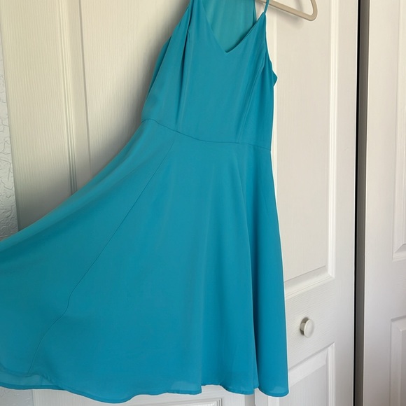 Express blue flowy dress size 0 - Picture 2 of 6